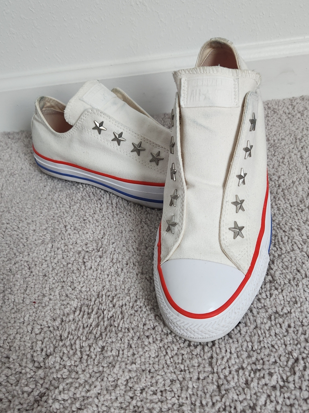 ✨ RARE FIND ✨ White Slip-On Star Stud Canvas Sneakers with Red & Blue Stripes
